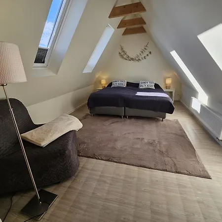 Kuestenglueck 3 Modernes Maisonette-apartment Mit Meerblick & Kickerspass - 200m Zum & Baecker Даме