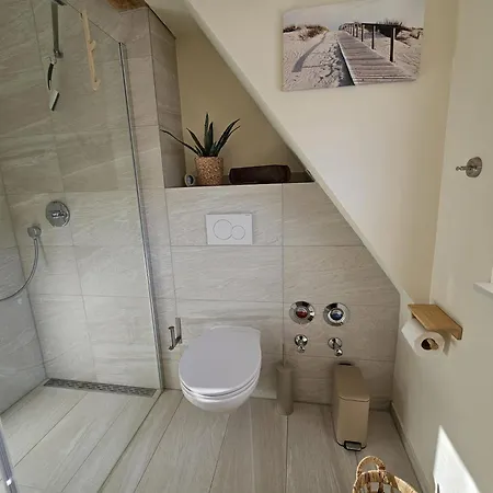 Kuestenglueck 3 Modernes Maisonette-apartment Mit Meerblick & Kickerspass - 200m Zum & Baecker