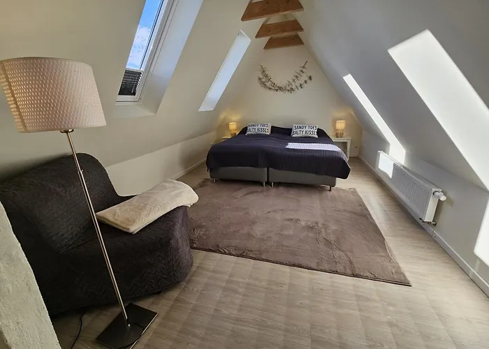 Kuestenglueck 3 Modernes Maisonette-apartment Mit Meerblick & Kickerspass - 200m Zum & Baecker Даме
