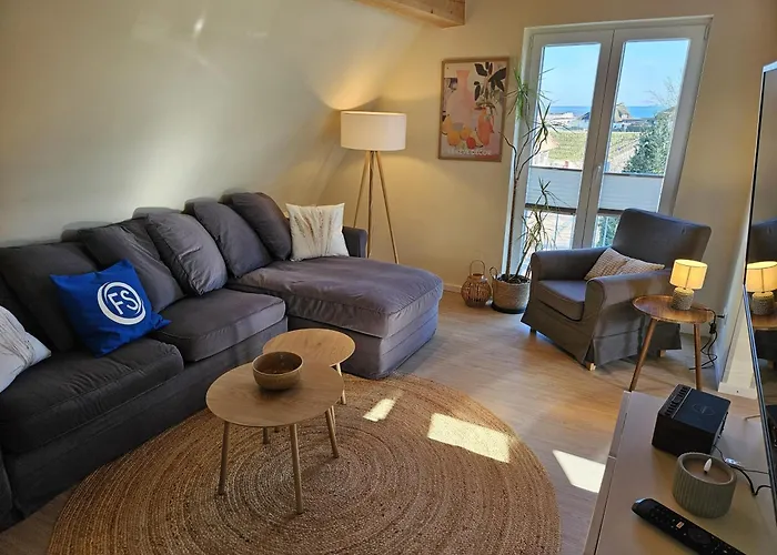 Апартаменты Kuestenglueck 3 Modernes Maisonette-apartment Mit Meerblick & Kickerspass - 200m Zum & Baecker *